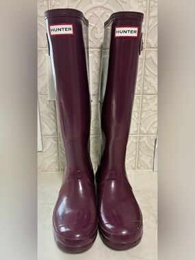 Womens HUNTER Boots sz8 Menns sz9 burgundy tall